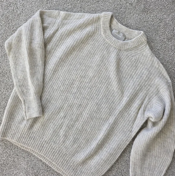 Everlane Alpaca Sweater - Picture 2 of 3